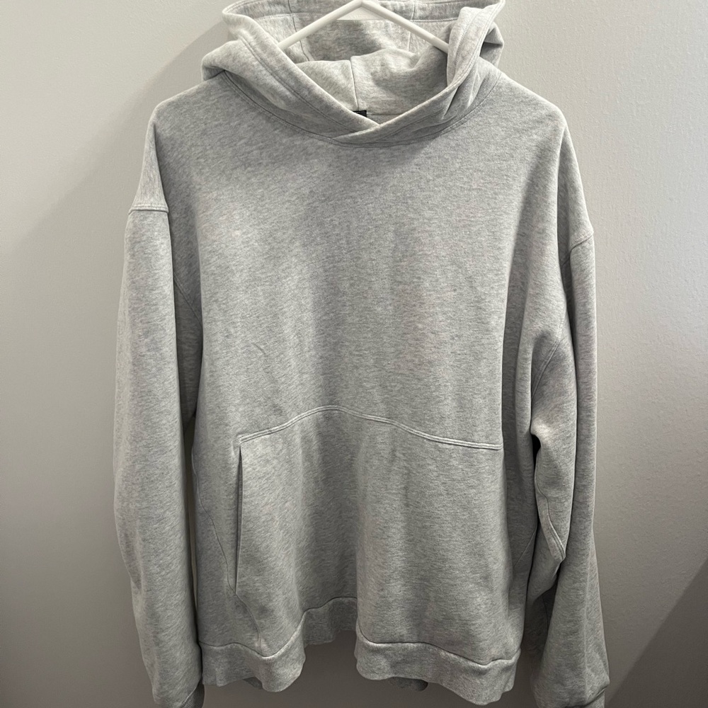 Lululemon men’s hoodie